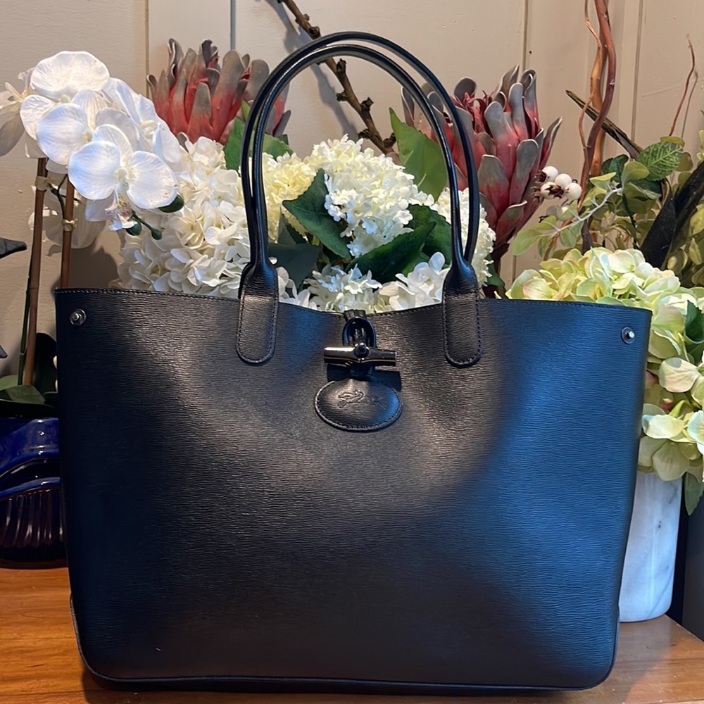 Longchamp Roseau Reversible Leather Tote Bag - Picture 3 of 16